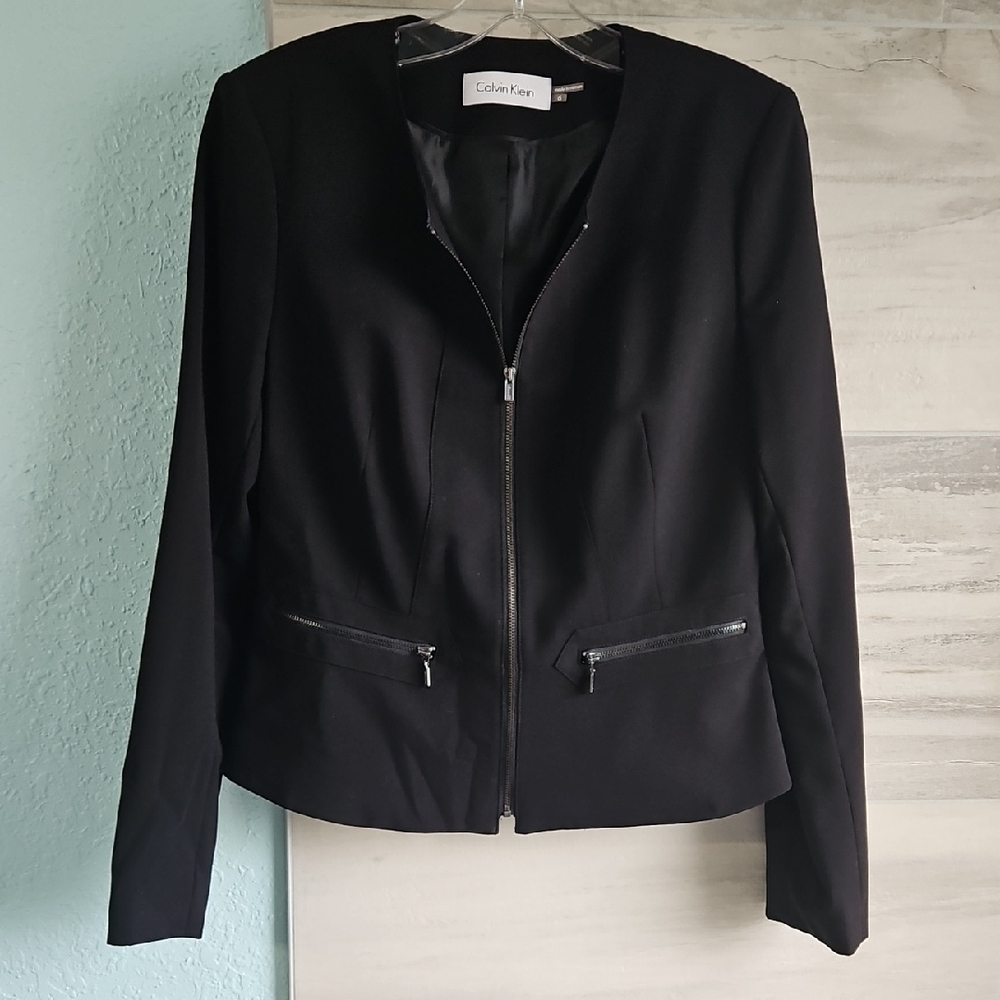 Calvin Klein Black Blazer Sleek Modern Design